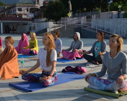 traditional Yoga Teacher Training Course classes in rishikesh india