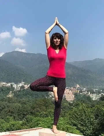 100 Hour Traditional Yoga Teacher Training Course in Rishikesh India