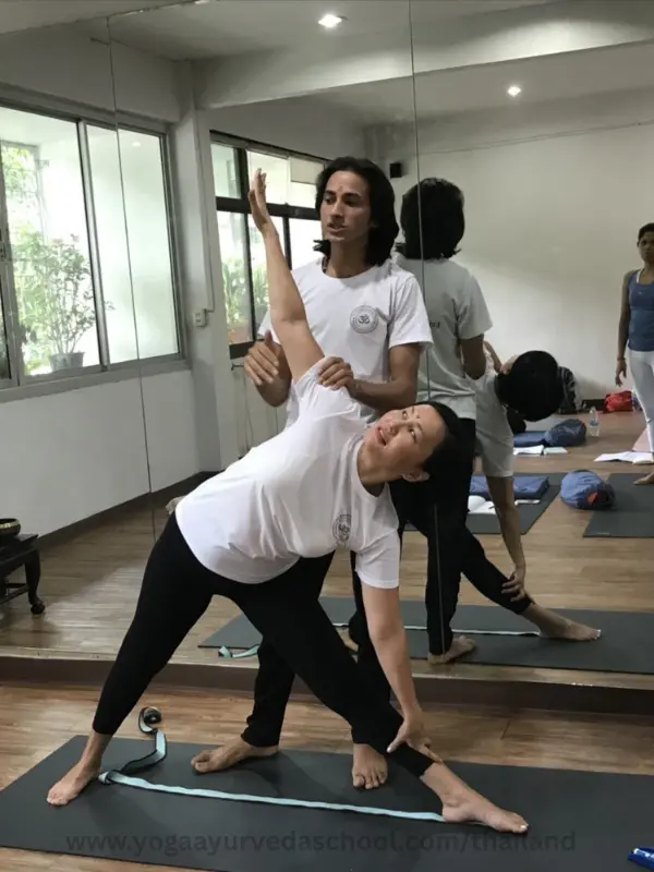 200 hour best Yoga-teacher-Training-course-in-Bangkok-Thailand
