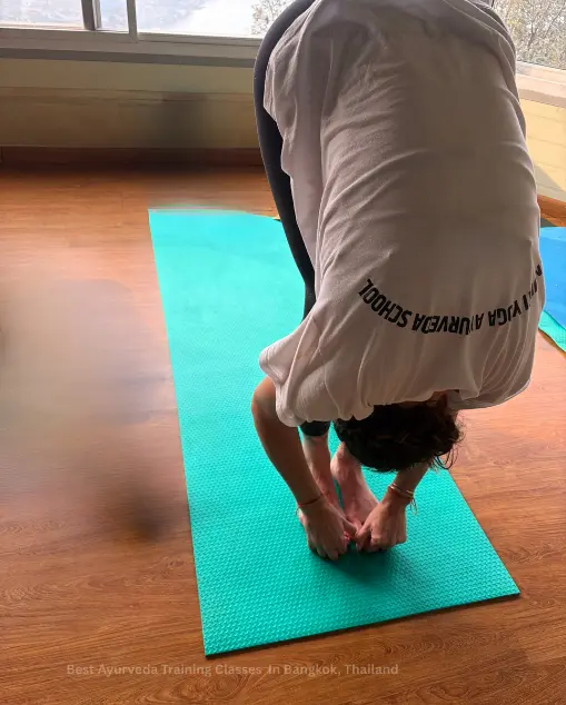 best-Yoga-training-classes-in-bangkok